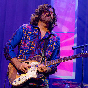 Tab Benoit